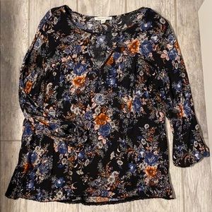 Key Hole Floral Top